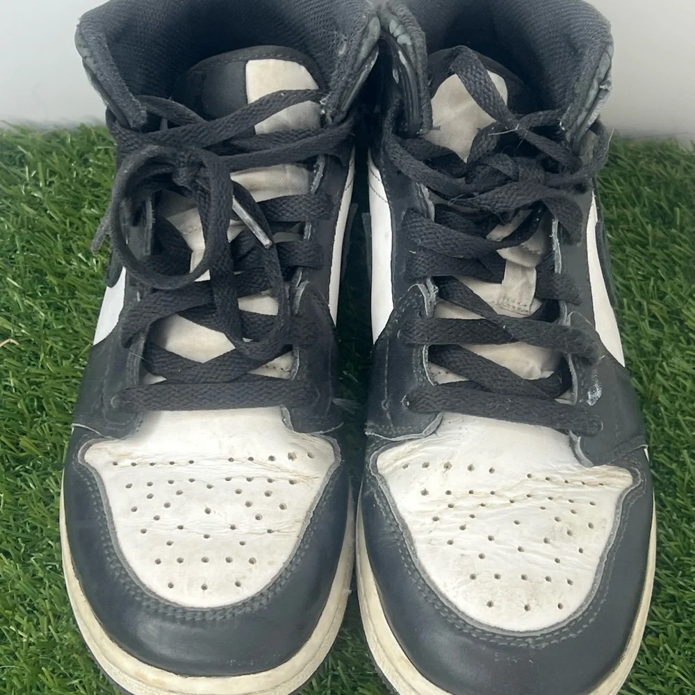 Nike Air Jordan 1 Mid SE Panda Elephant GS Size 6Y FB9909-001